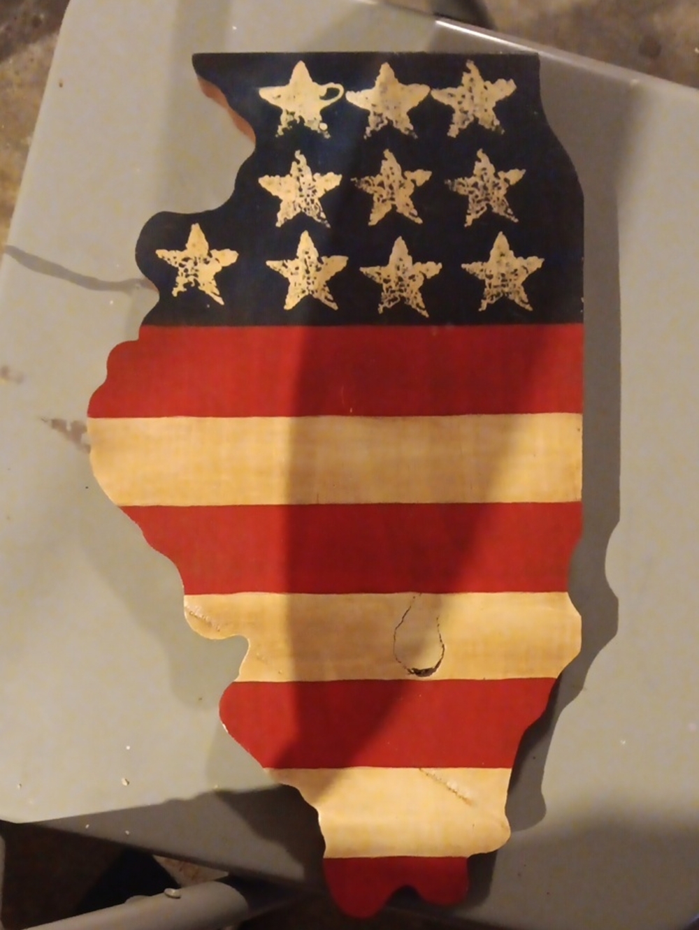 Patriotic Illinois Flag Shape Wall Decor - Red, Blue, Cream With Wall Mount .
